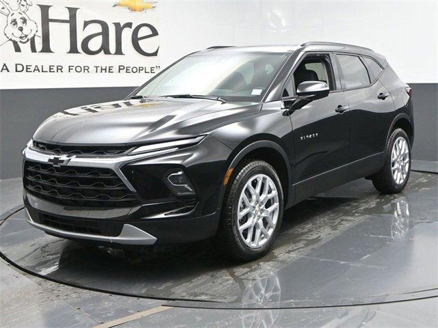 new 2025 Chevrolet Blazer car, priced at $43,009