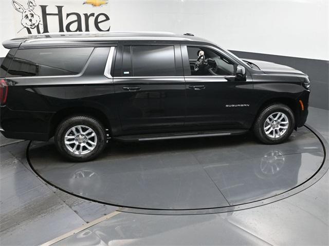 new 2025 Chevrolet Suburban car, priced at $67,690