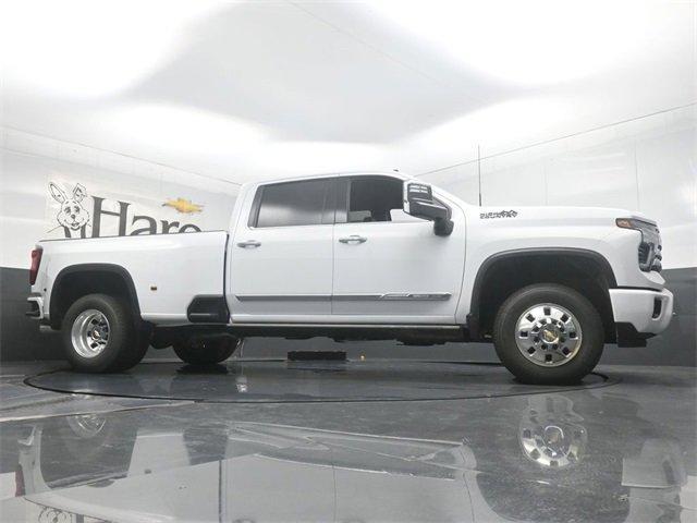 new 2026 Chevrolet Silverado 3500 car, priced at $90,681