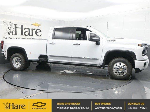 new 2026 Chevrolet Silverado 3500 car, priced at $90,681