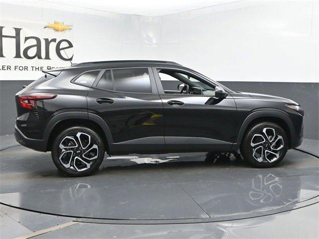 new 2025 Chevrolet Trax car, priced at $26,185