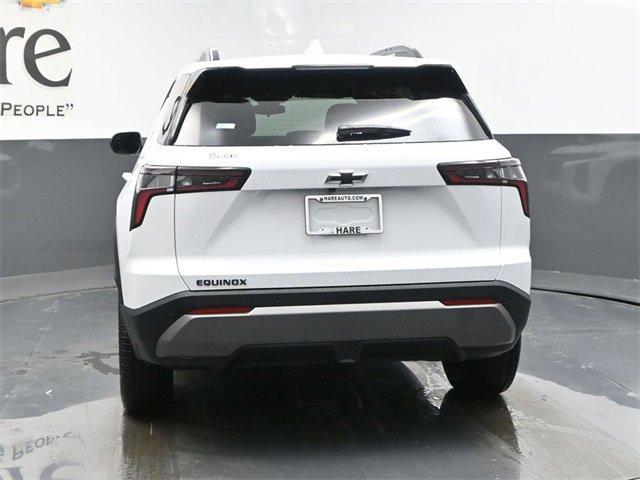 new 2025 Chevrolet Equinox car, priced at $30,109