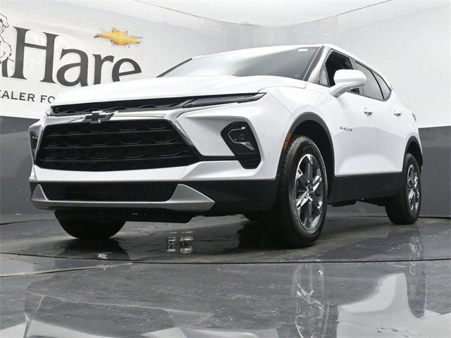 new 2025 Chevrolet Blazer car, priced at $38,489