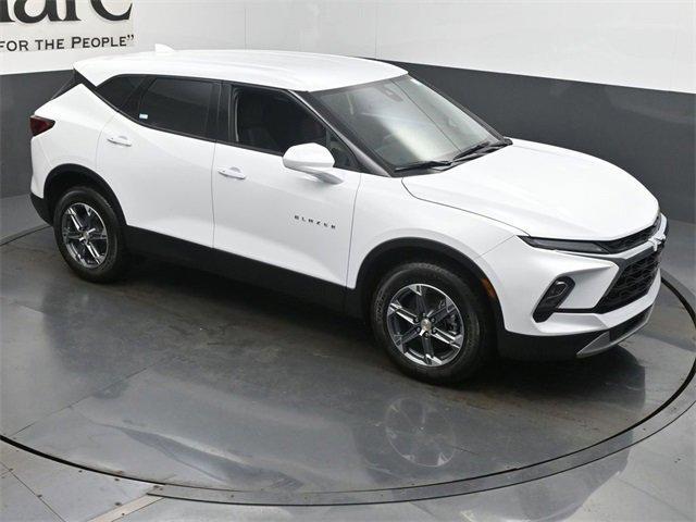 new 2025 Chevrolet Blazer car, priced at $38,489