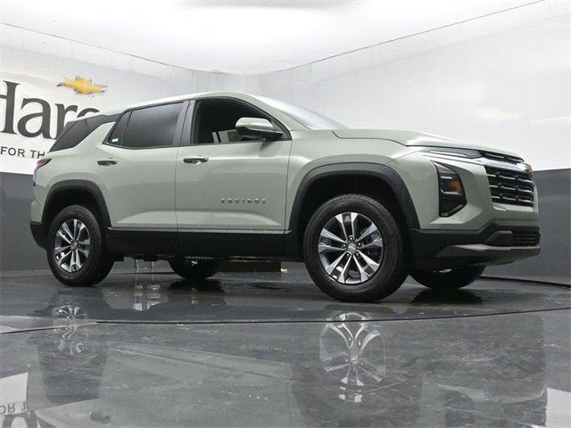 new 2026 Chevrolet Equinox car, priced at $30,290