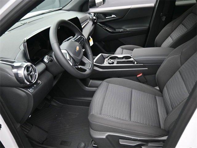 new 2026 Chevrolet Equinox car, priced at $30,290