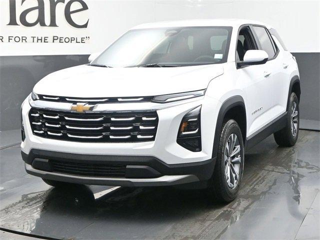 new 2026 Chevrolet Equinox car, priced at $30,290