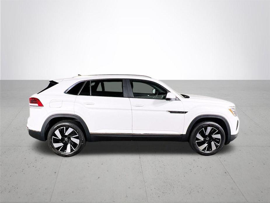 new 2025 Volkswagen Atlas Cross Sport car, priced at $50,281