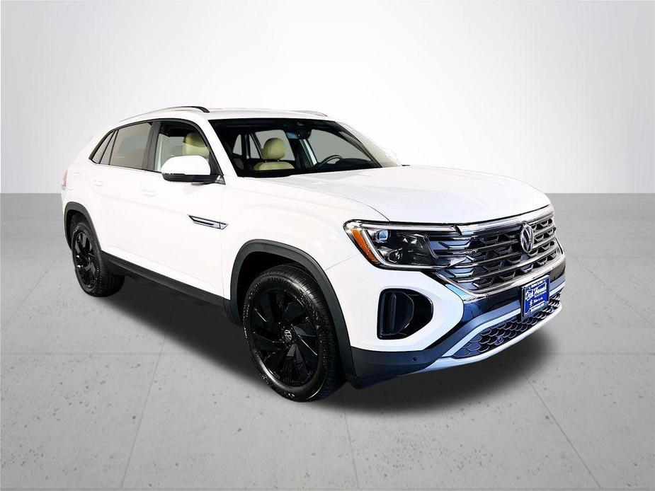 new 2024 Volkswagen Atlas Cross Sport car, priced at $41,560