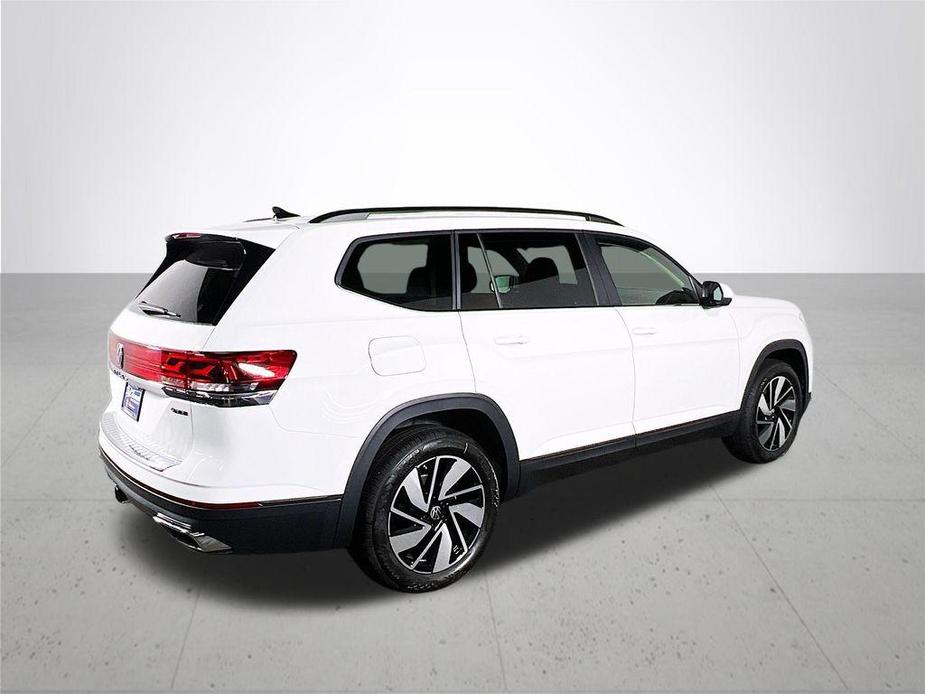 new 2024 Volkswagen Atlas car, priced at $46,505