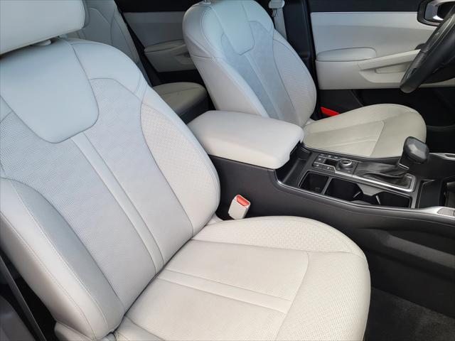 used 2024 Kia Sorento car, priced at $31,097