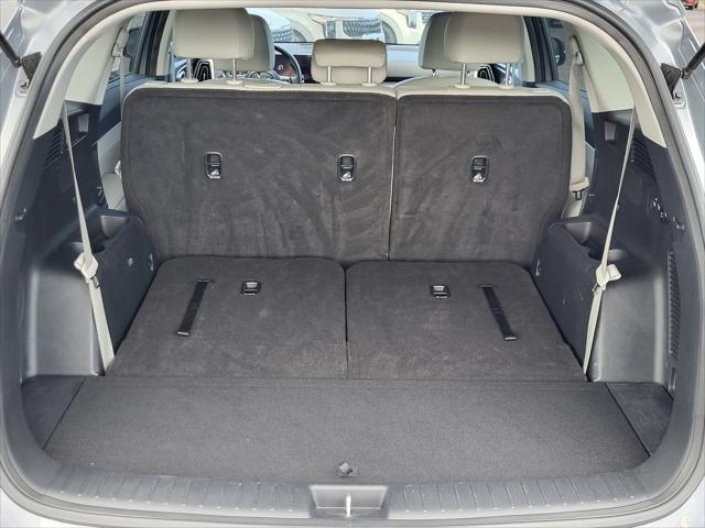 used 2024 Kia Sorento car, priced at $31,097
