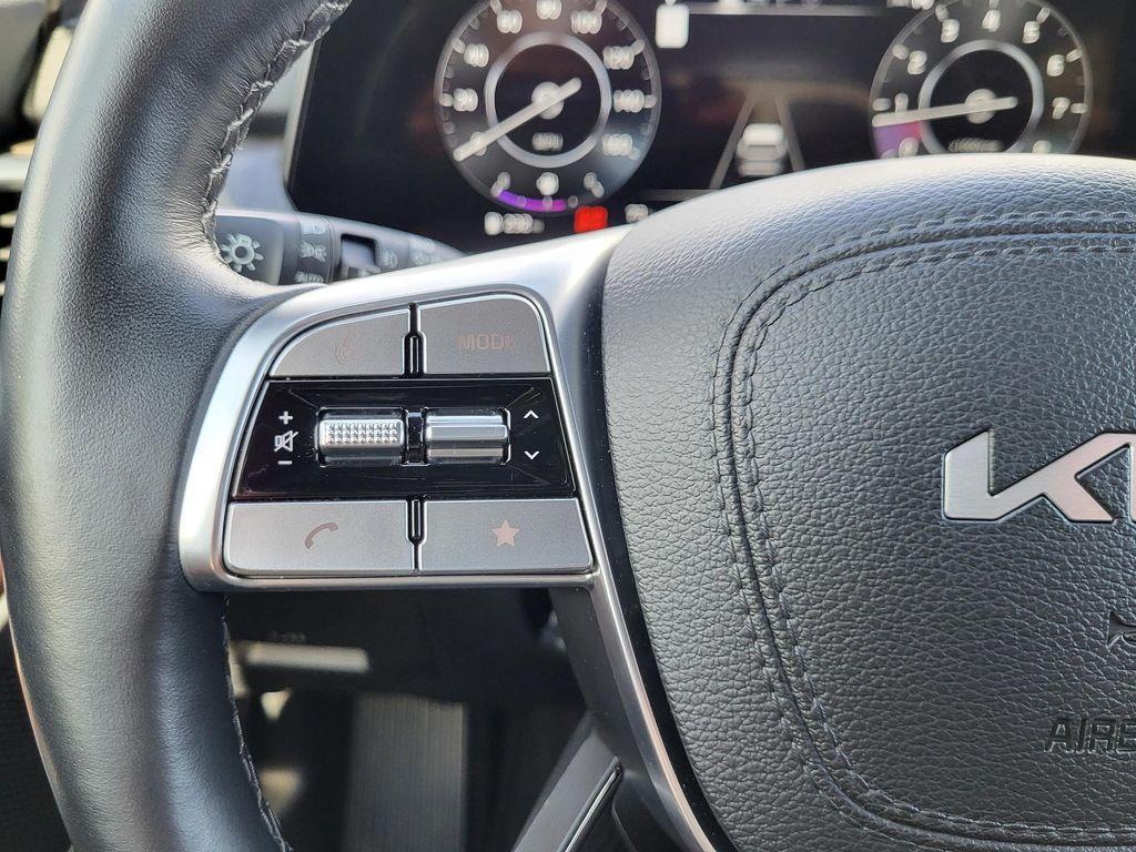 used 2024 Kia Telluride car, priced at $46,798