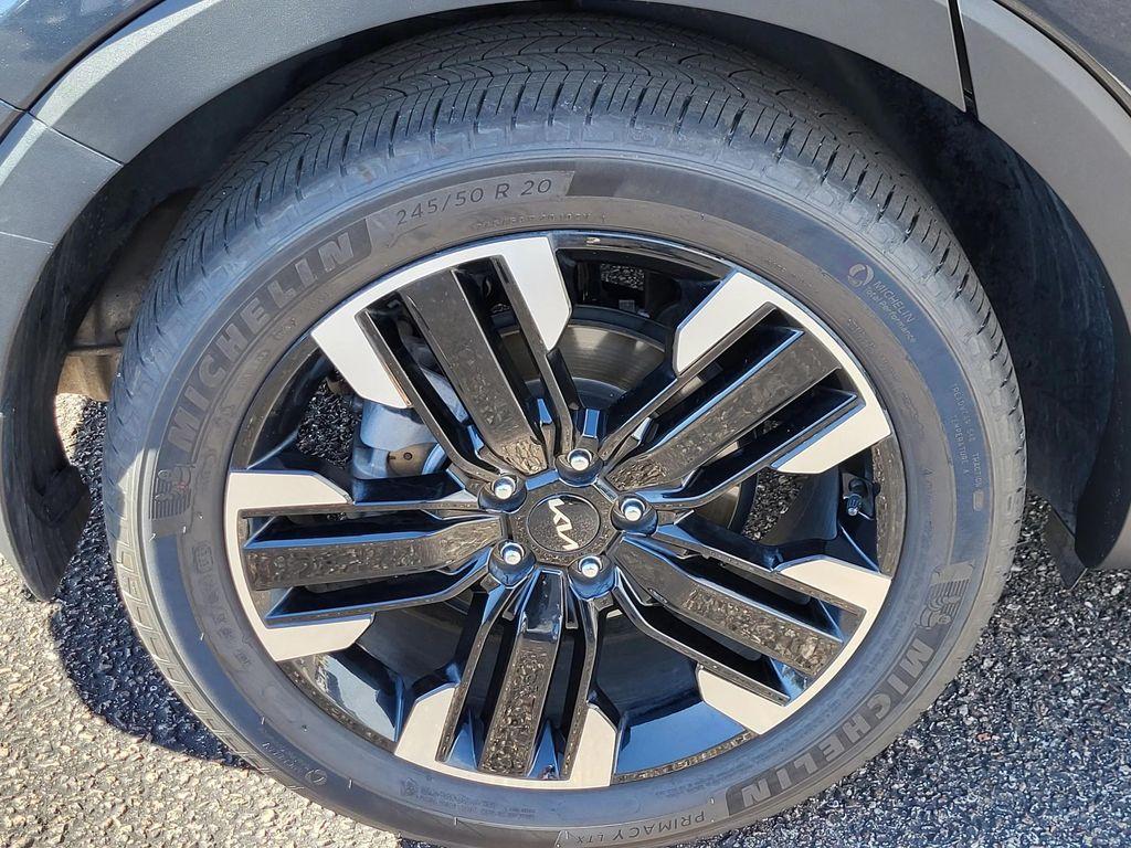 used 2024 Kia Telluride car, priced at $46,798