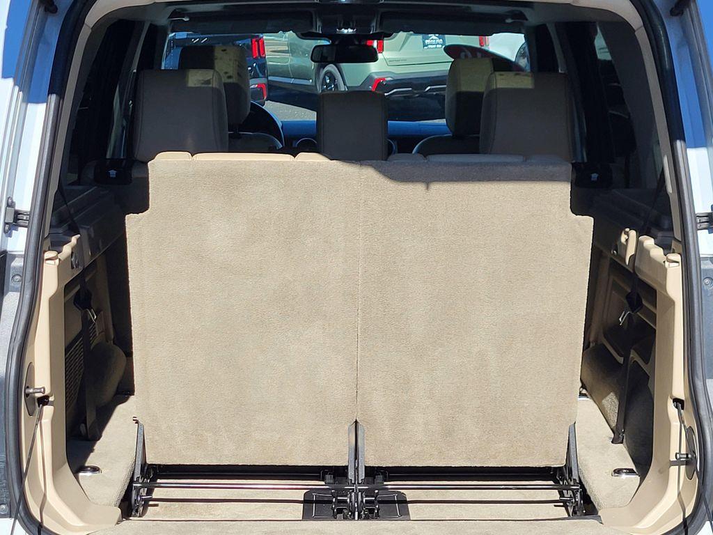 used 2016 Land Rover LR4 car, priced at $14,190
