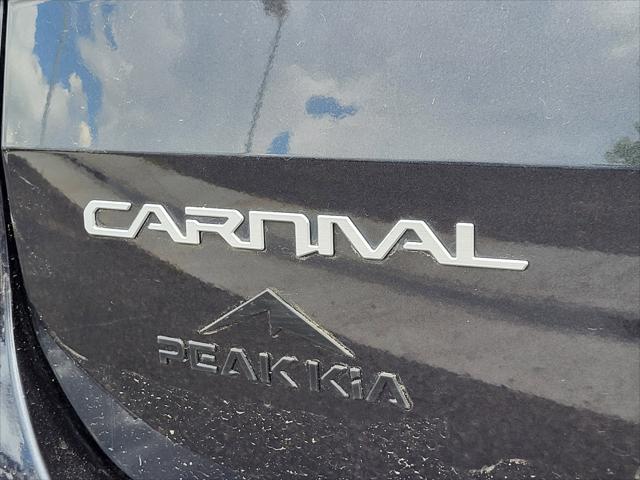 used 2024 Kia Carnival car, priced at $42,097