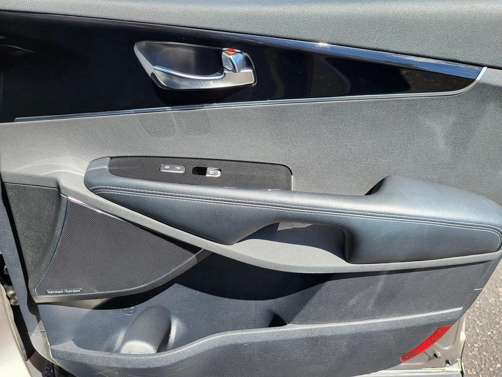 used 2019 Kia Sorento car, priced at $23,298