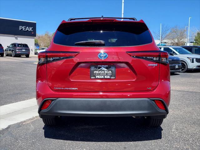 used 2023 Toyota Highlander Hybrid car, priced at $41,097