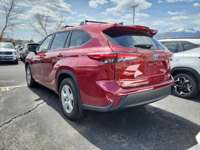 used 2023 Toyota Highlander Hybrid car, priced at $41,597