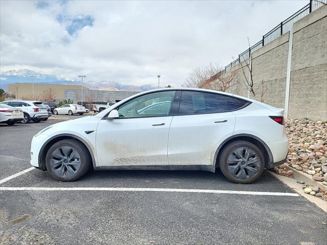 used 2024 Tesla Model Y car