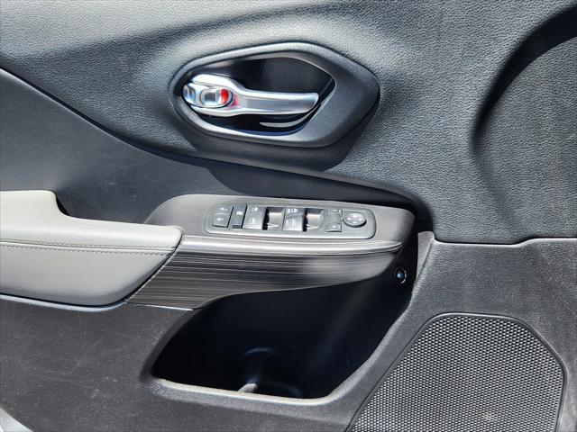 used 2014 Jeep Cherokee car, priced at $10,698