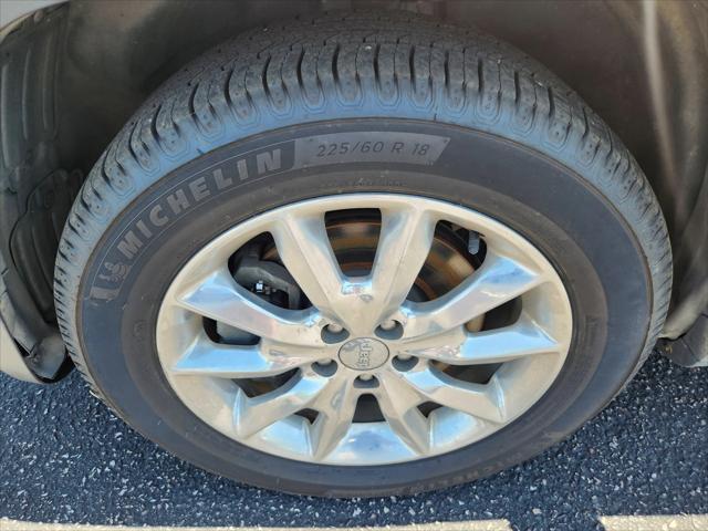 used 2014 Jeep Cherokee car, priced at $10,698