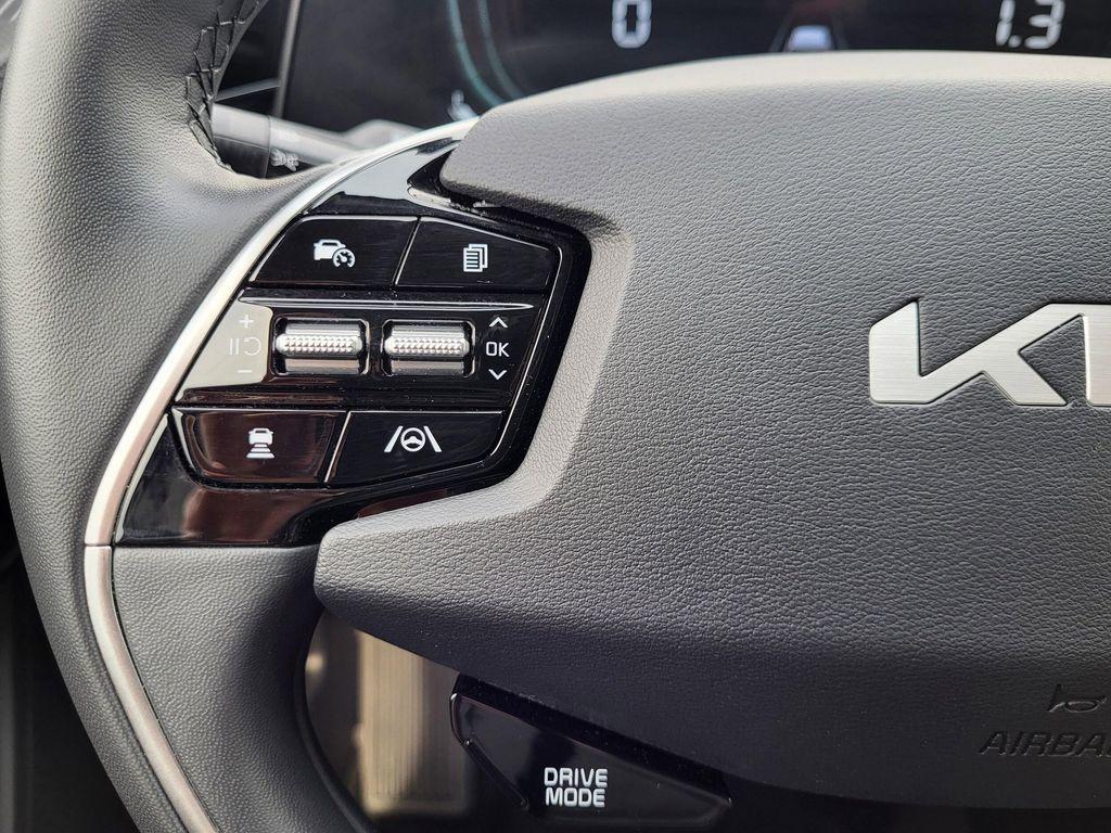 used 2024 Kia Niro car, priced at $27,798
