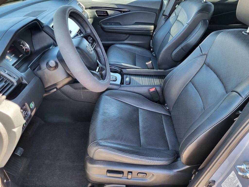 used 2022 Honda Passport car, priced at $36,098