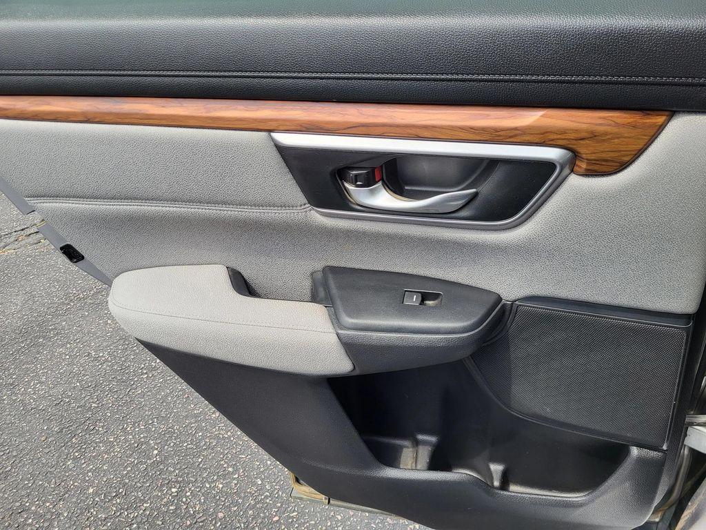 used 2017 Honda CR-V car, priced at $16,798