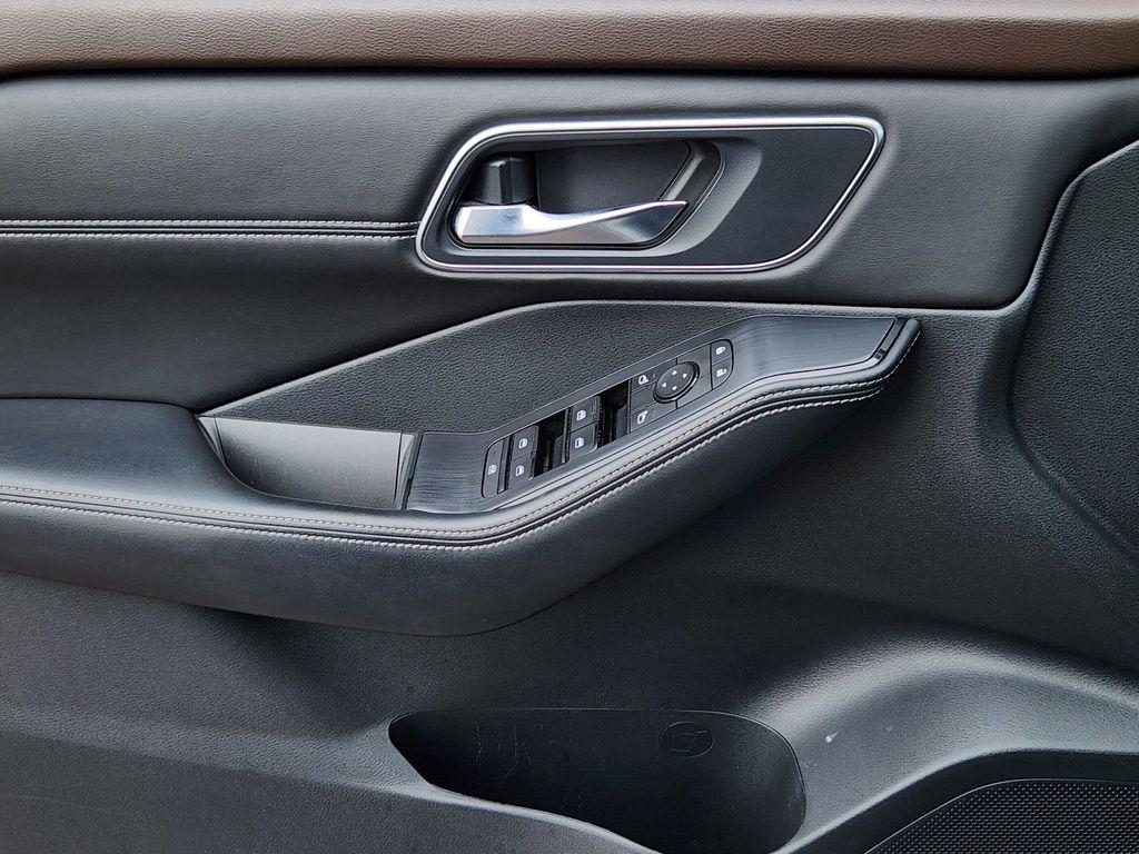 used 2021 Nissan Rogue car, priced at $23,797