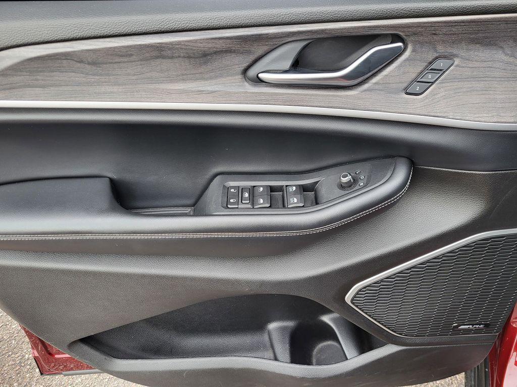 used 2022 Jeep Grand Cherokee L car, priced at $28,397