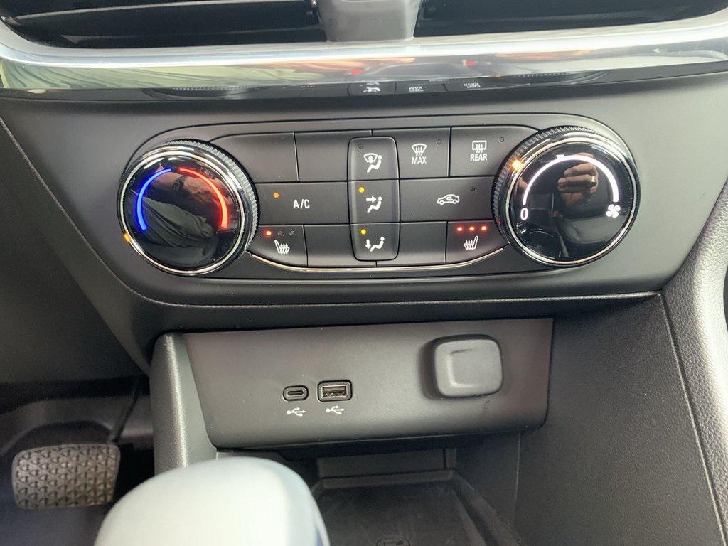used 2024 Buick Encore GX car, priced at $24,395