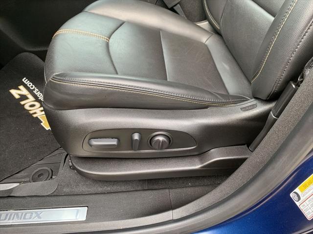 used 2022 Chevrolet Equinox car, priced at $25,565