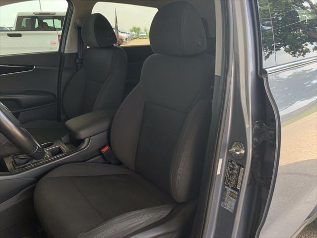used 2020 Kia Sorento car, priced at $13,433