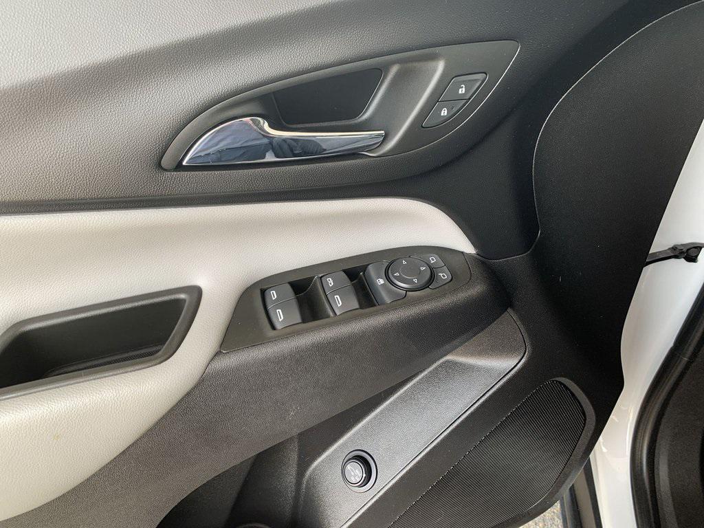 used 2023 Chevrolet Equinox car, priced at $17,240