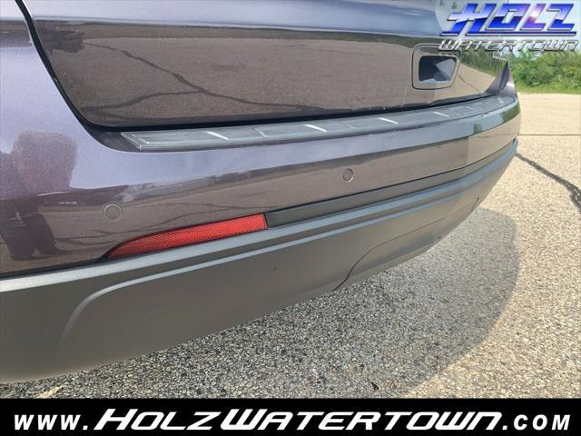 used 2015 Chevrolet Traverse car, priced at $8,807