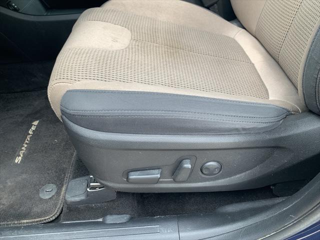 used 2022 Hyundai Santa Fe car, priced at $20,814