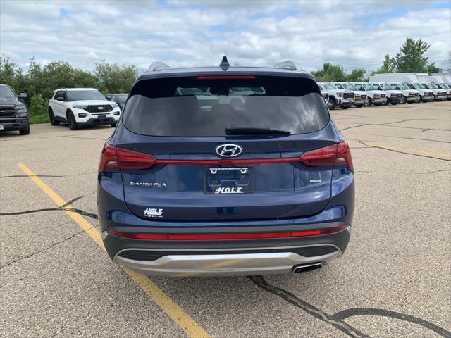used 2022 Hyundai Santa Fe car, priced at $20,814