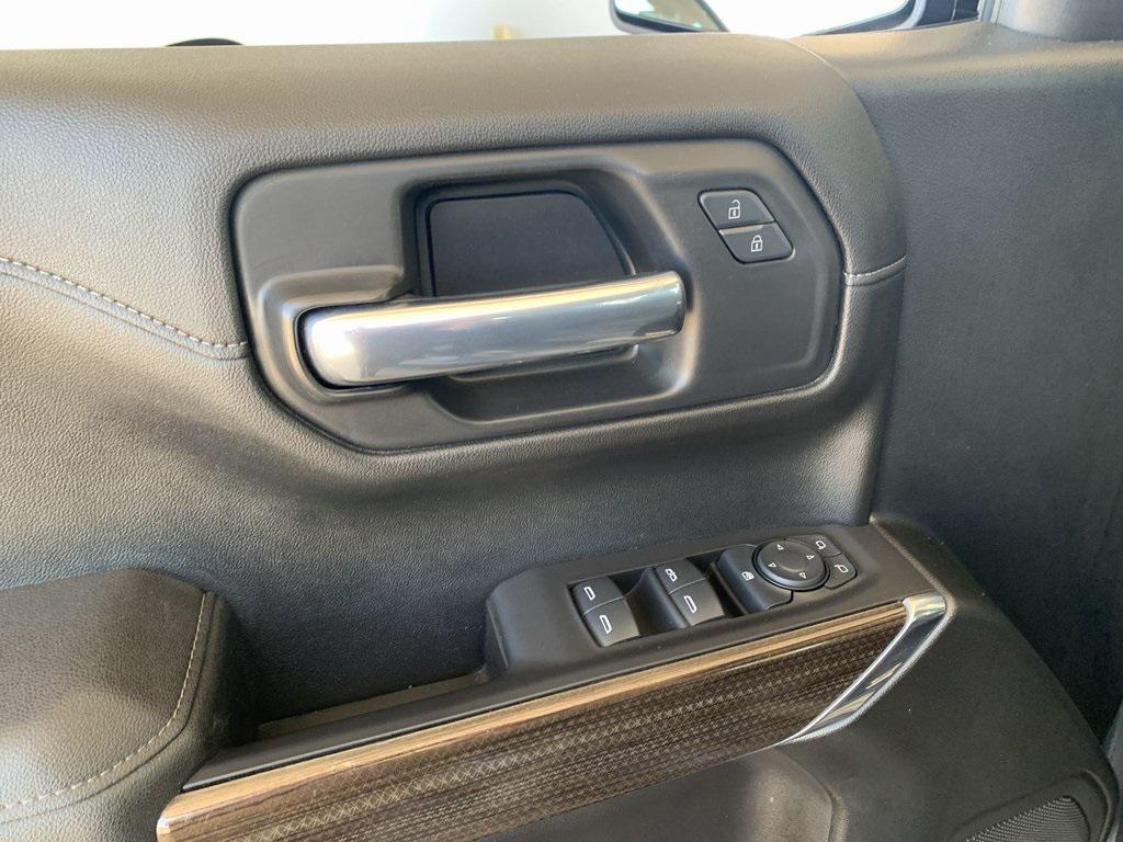 used 2021 Chevrolet Silverado 1500 car, priced at $34,697