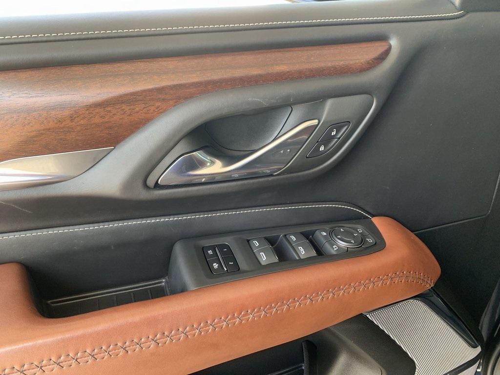 used 2023 GMC Yukon car, priced at $63,344