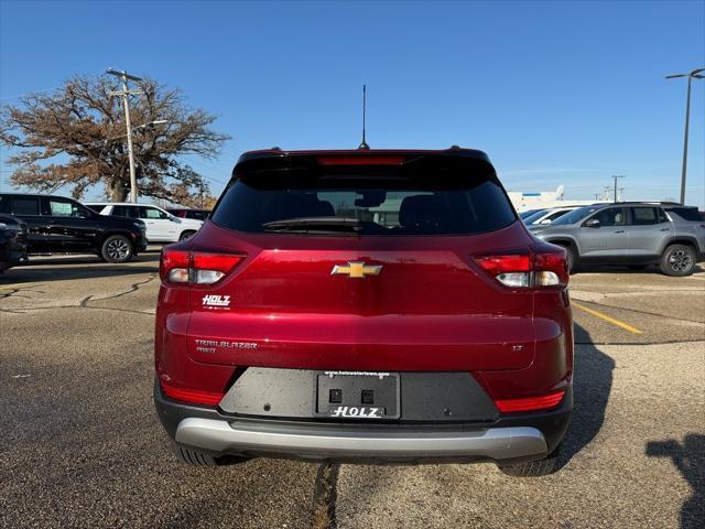 used 2024 Chevrolet TrailBlazer car, priced at $26,936