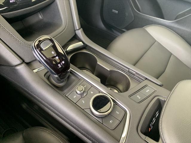 used 2024 Cadillac XT5 car, priced at $45,723