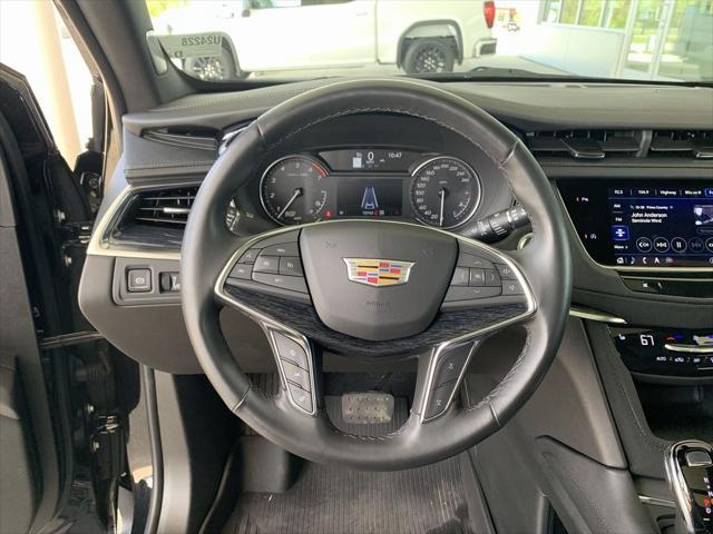 used 2024 Cadillac XT5 car, priced at $45,723