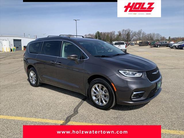 used 2021 Chrysler Pacifica car, priced at $29,556
