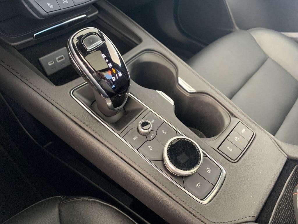 used 2023 Cadillac XT4 car, priced at $29,999