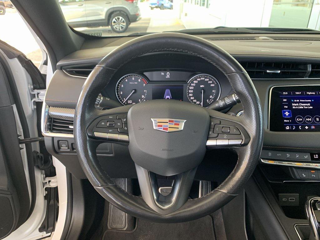 used 2023 Cadillac XT4 car, priced at $29,999
