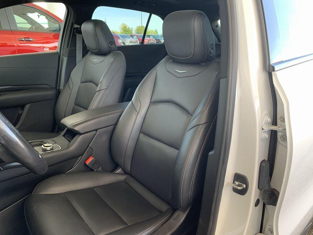 used 2023 Cadillac XT4 car, priced at $29,999