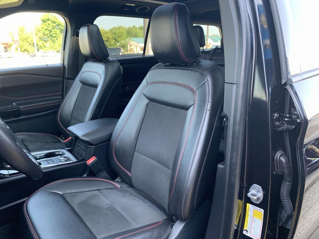 used 2022 Ford Explorer car, priced at $33,683