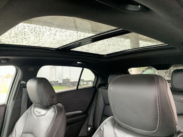 used 2023 Cadillac XT4 car, priced at $30,563