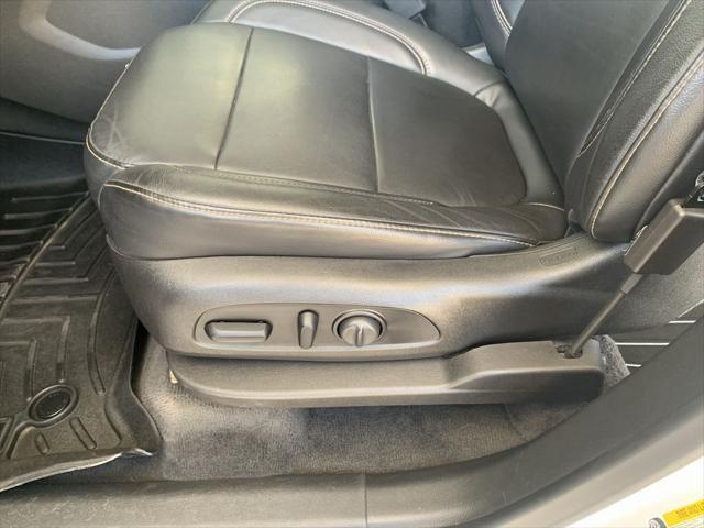 used 2019 Chevrolet Traverse car, priced at $15,463